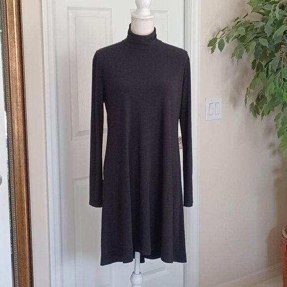 Norma Kamali Long Sleeve Black Turtle Swing Dress Size Large - Picture 6 of 10